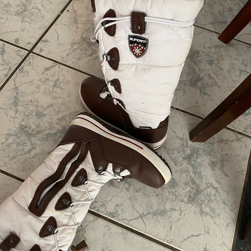 Superfit White and Brown Winter Boots